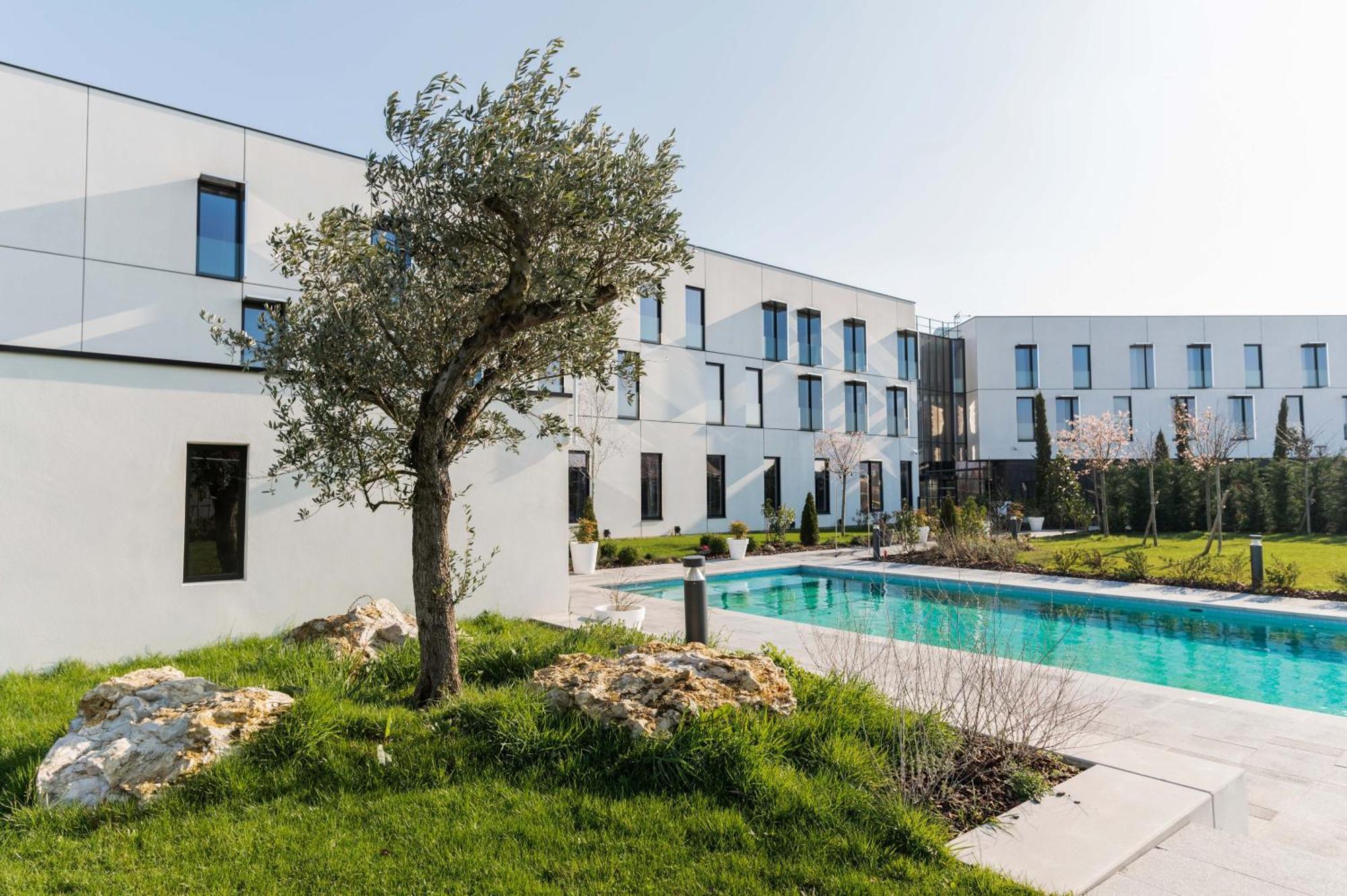 Hotel Dali Val D'Europe Chanteloup-en-Brie Exterior foto